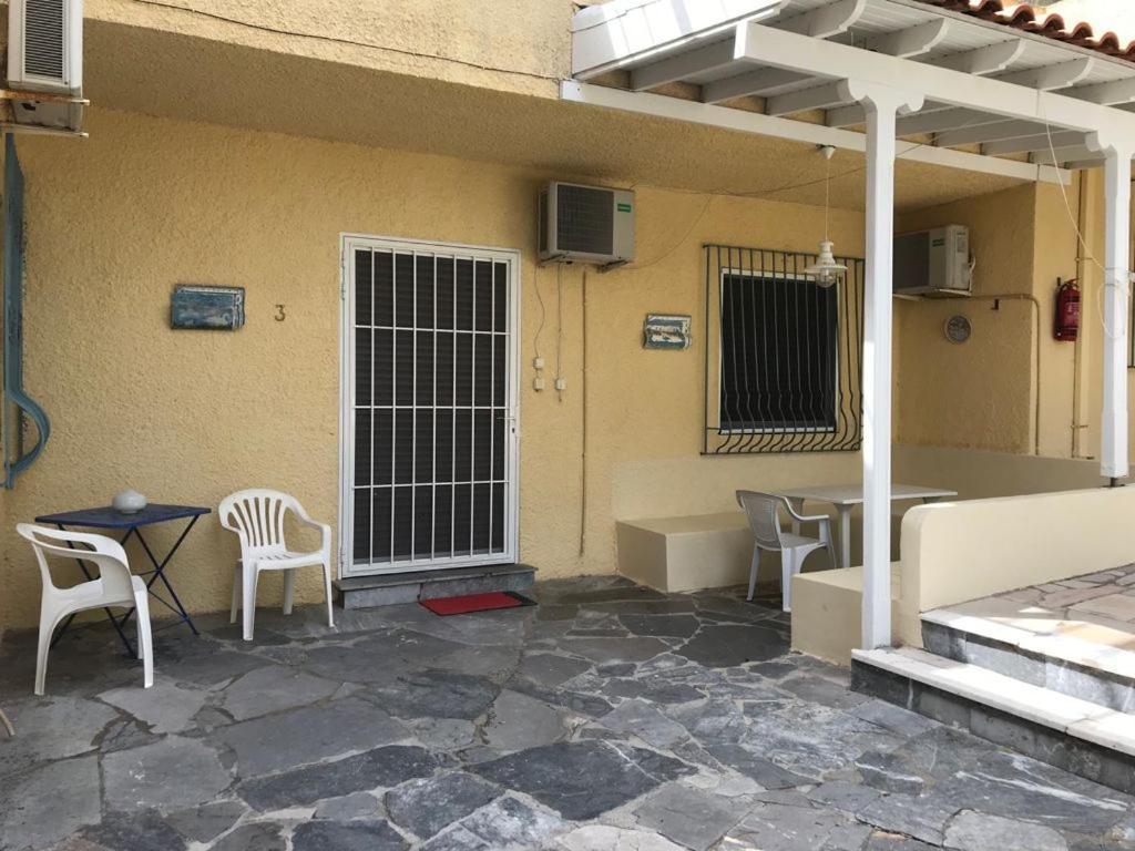 Appartement Vana Kavos à Agia Marina  Extérieur photo