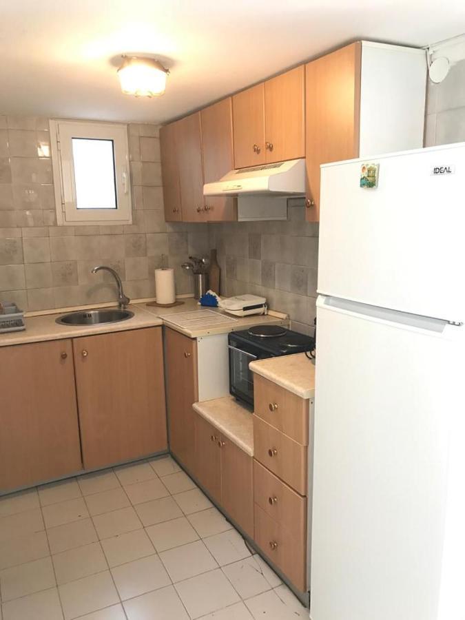Appartement Vana Kavos à Agia Marina  Extérieur photo